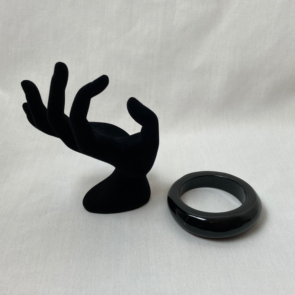 Black Lucite Bracelet - Picture 2 of 3